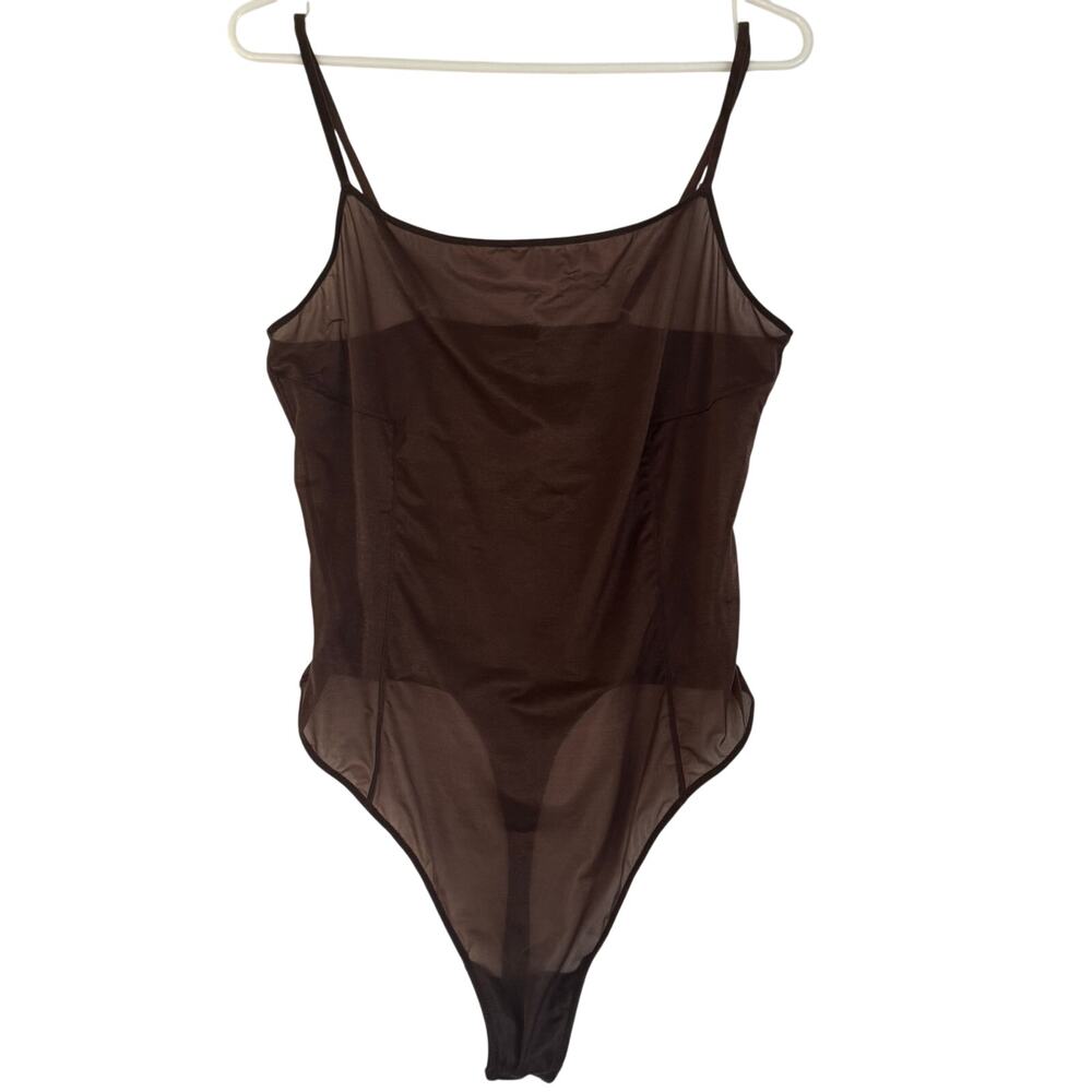 Skims chocolate bronze sheer shimmer
Bodysuit